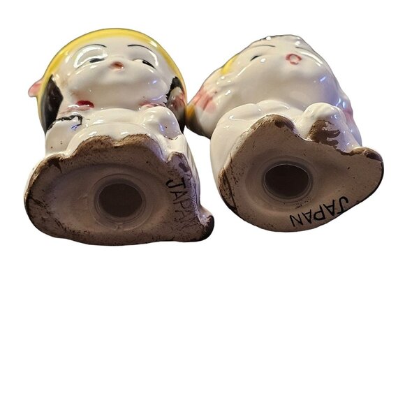 Vintage Ceramic Salt & Pepper Shakers Native American Boy and Girl n Canoe - Picture 9 of 14